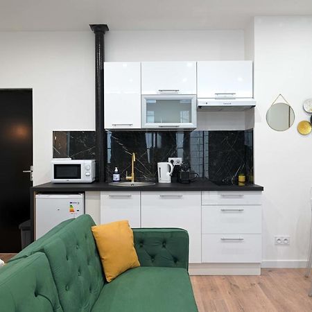 Modern Studio Apartment For 3 Paris Exterior photo